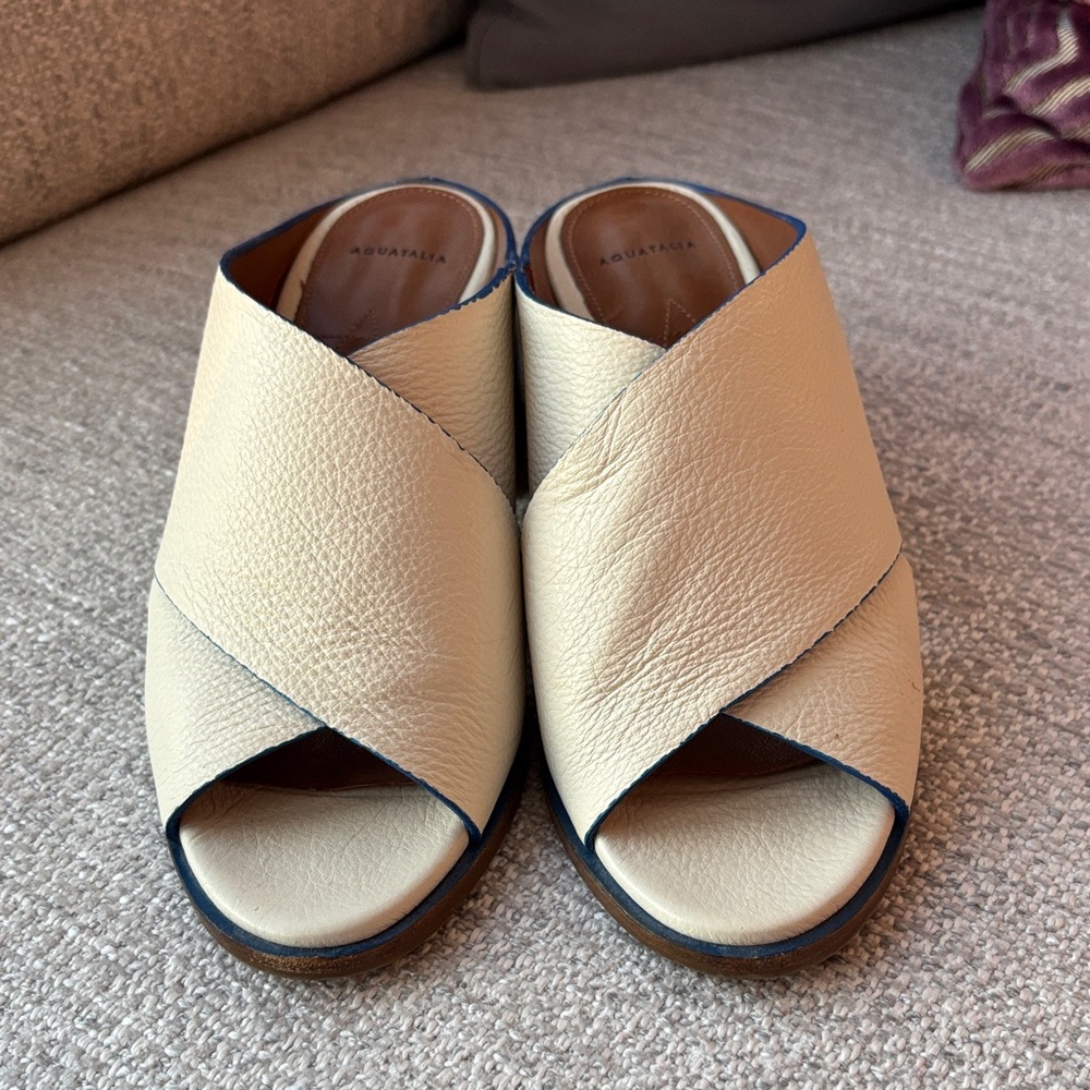AQUATALIA Janna Tumbled Calf Leather Sandals White / Blue trim - Picture 8 of 8